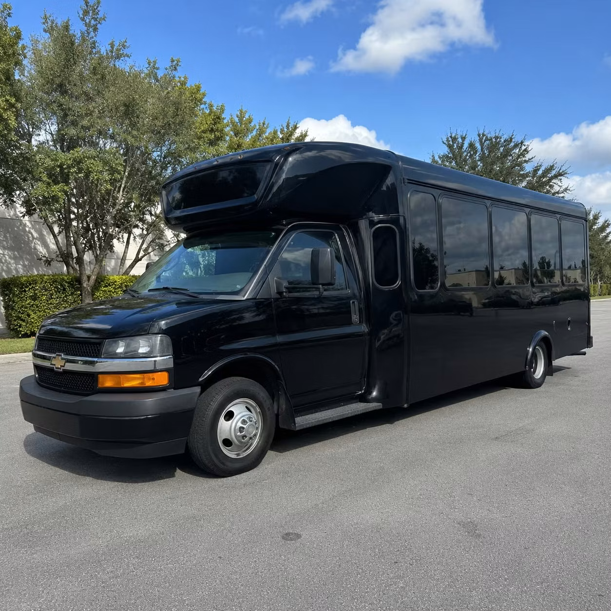 party buses for prom night in corona are loaded with the amenities your group wants
